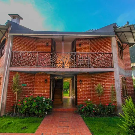 Great Hostels Backpackers Banos  Exterior photo